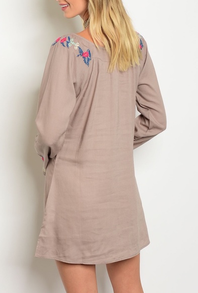 IN STOCK  Moca Dress - Picture 2 of 3